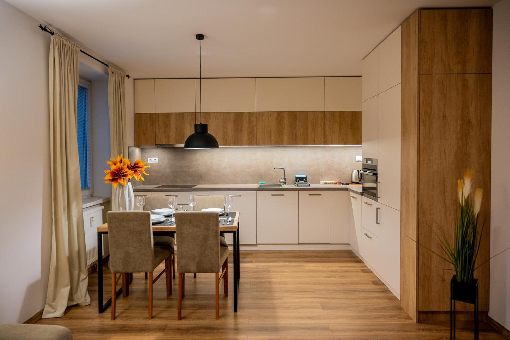 Old Town City Center Apartment 1 - Private Parking Included كَشّا المظهر الخارجي الصورة
