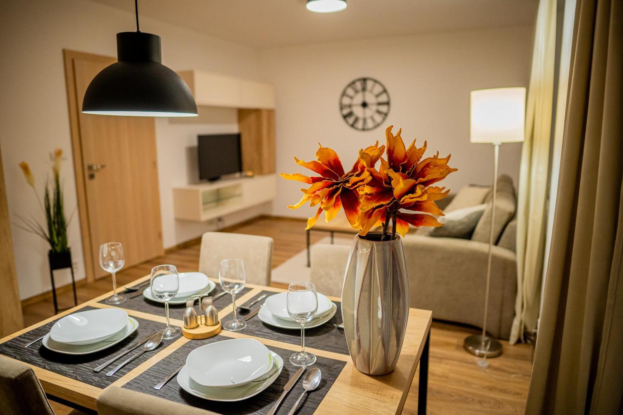 Old Town City Center Apartment 1 - Private Parking Included كَشّا المظهر الخارجي الصورة