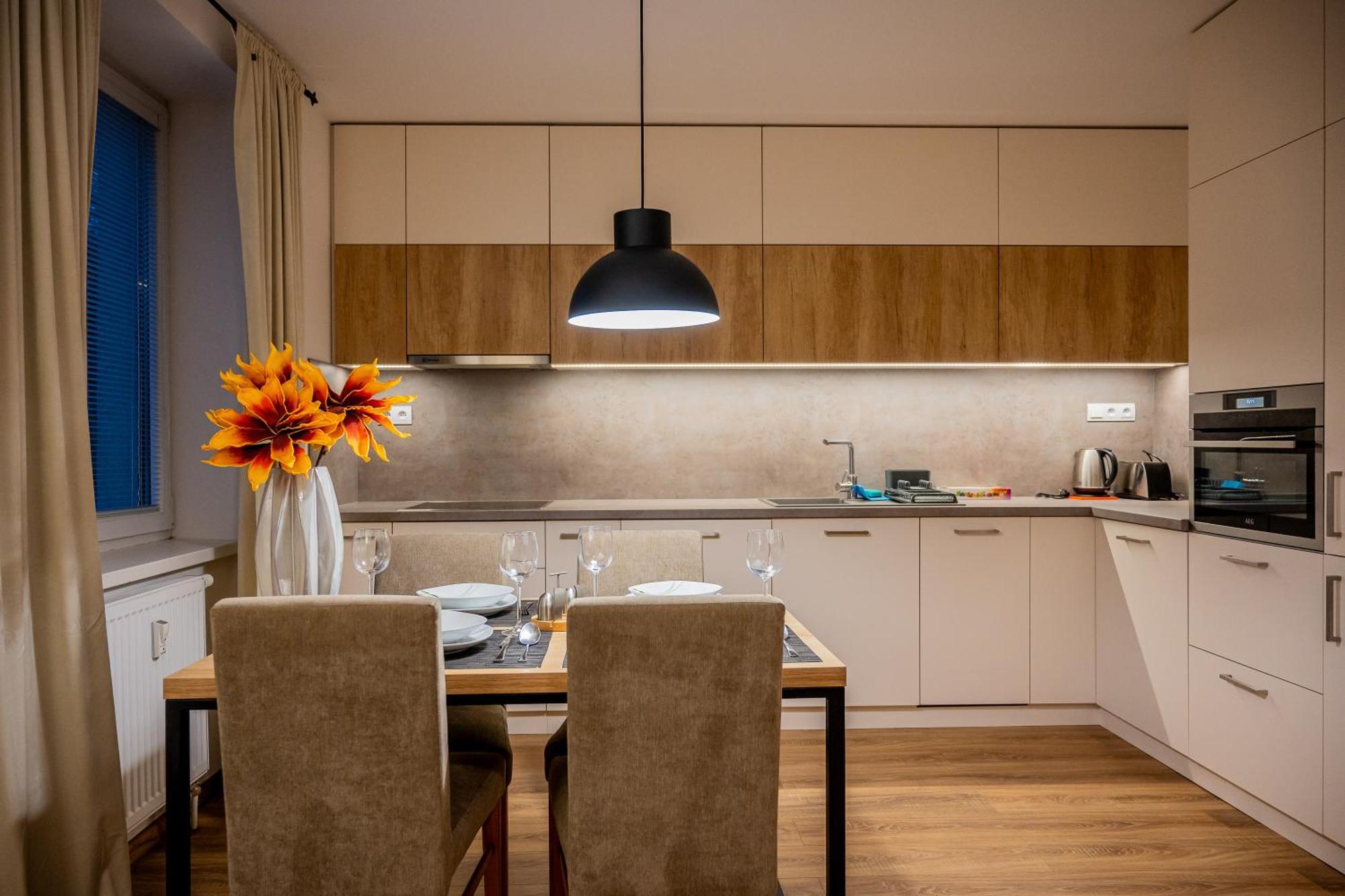 Old Town City Center Apartment 1 - Private Parking Included كَشّا المظهر الخارجي الصورة